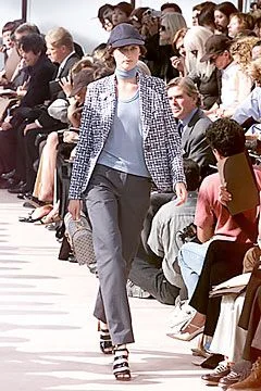 Look 11
